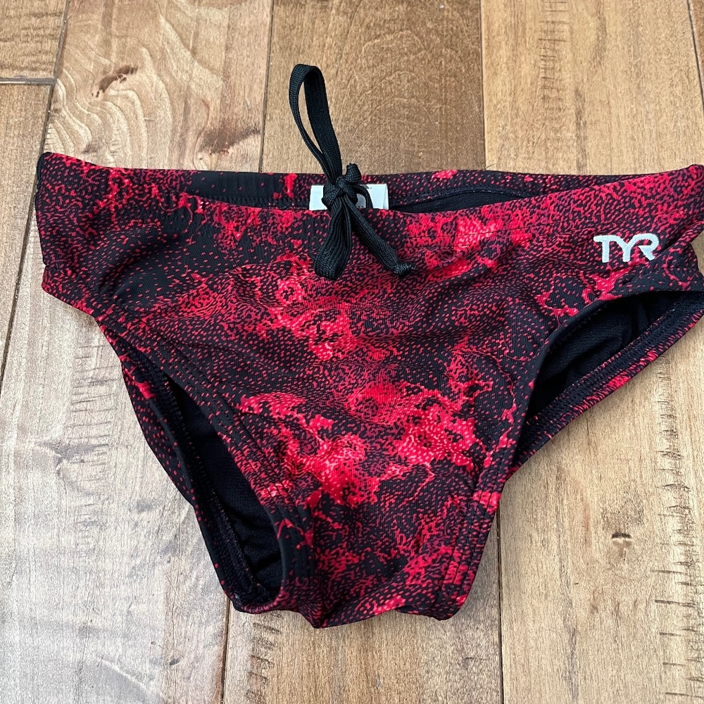 TYR men’s swim bottom